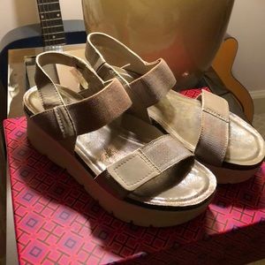 OTBT sandals
